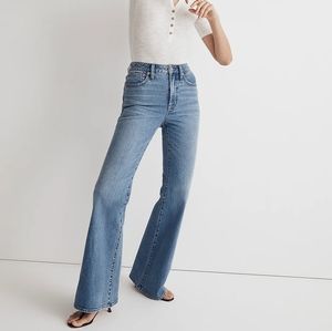 [NWT] Madewell The Perfect Vintage Flare Jean in Tarlow Wash, Petite 25